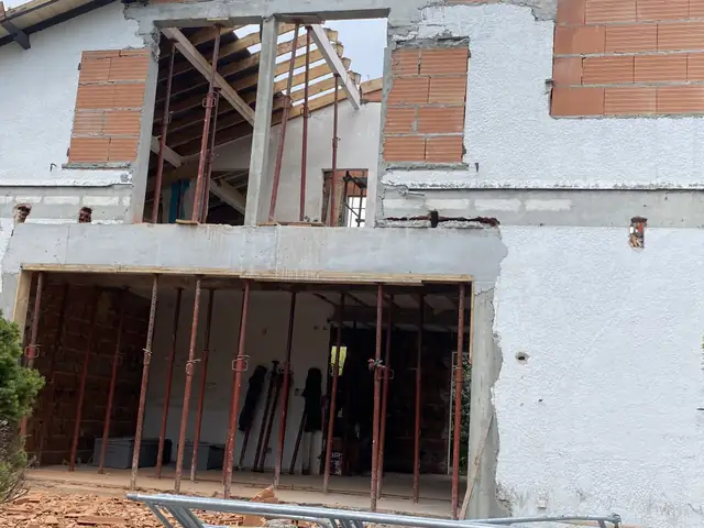 Démolition et ouverture de façade avant rénovation